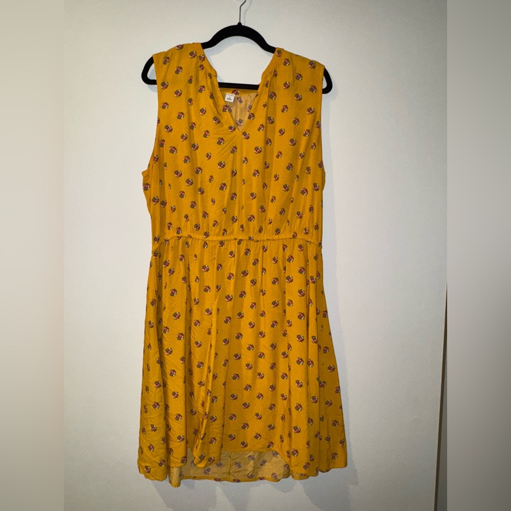 Old Navy Mustard Floral V-Neck Dress